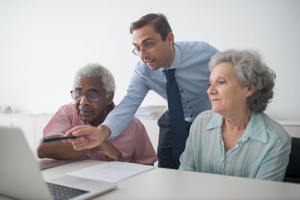 Financial advisor explaining retirement plans