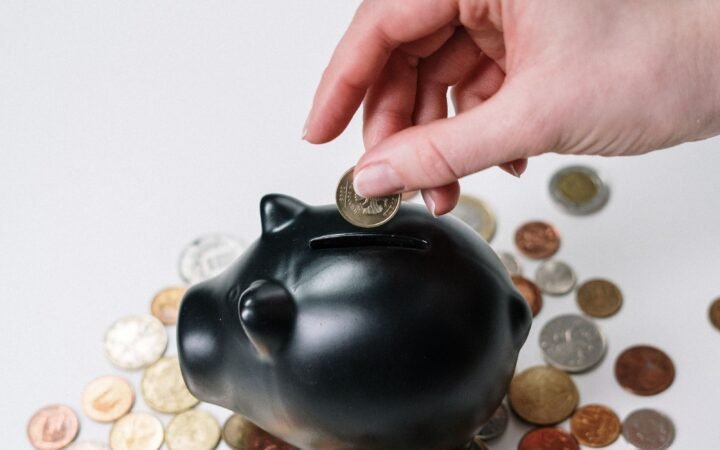 How Much Should You Have in an Emergency Fund?
