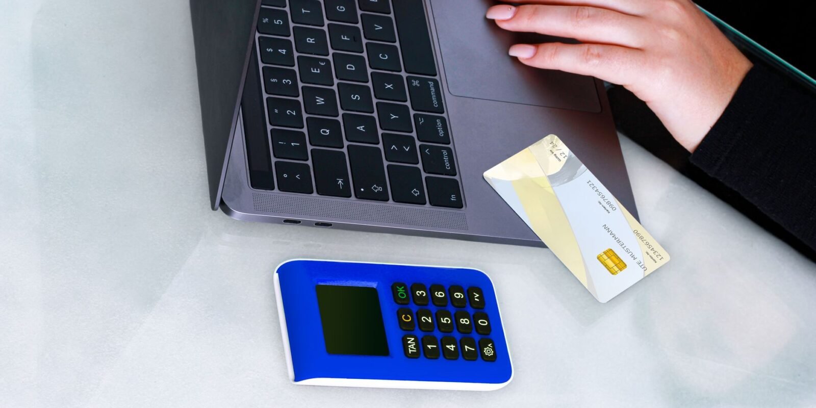 Practical Steps to Build Credit From Scratch Effectively